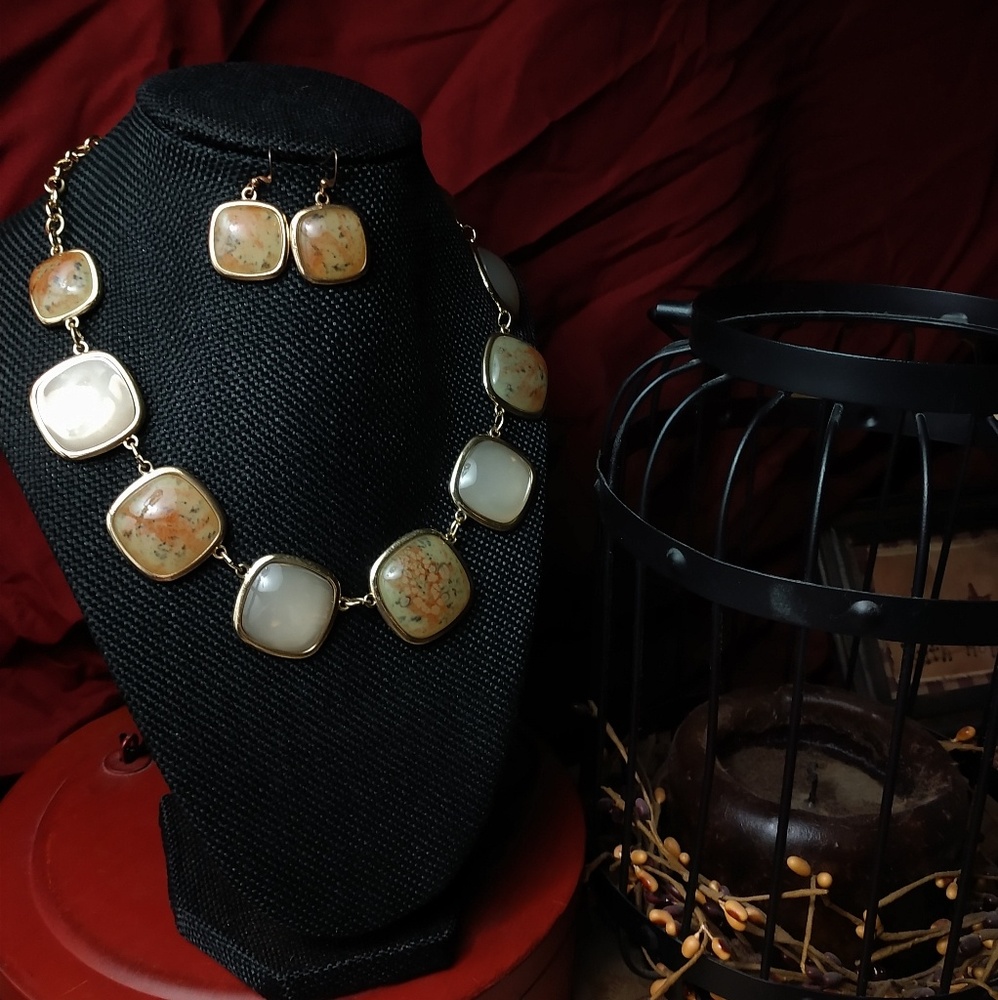 BOGO🇺🇸Necklace and earring set